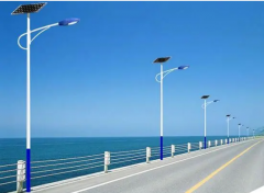 太陽能LED路燈與傳統路燈:哪個成本高？